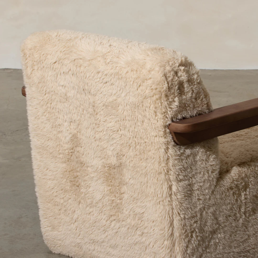 Corwin Occasional Chair (Yakety Yak)